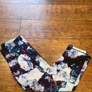 Floral. High waisted leggings